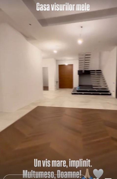 Imagini din casa inteligentă în care locuiește Nicole Cherry. Artista a făcut turul noii sale vile