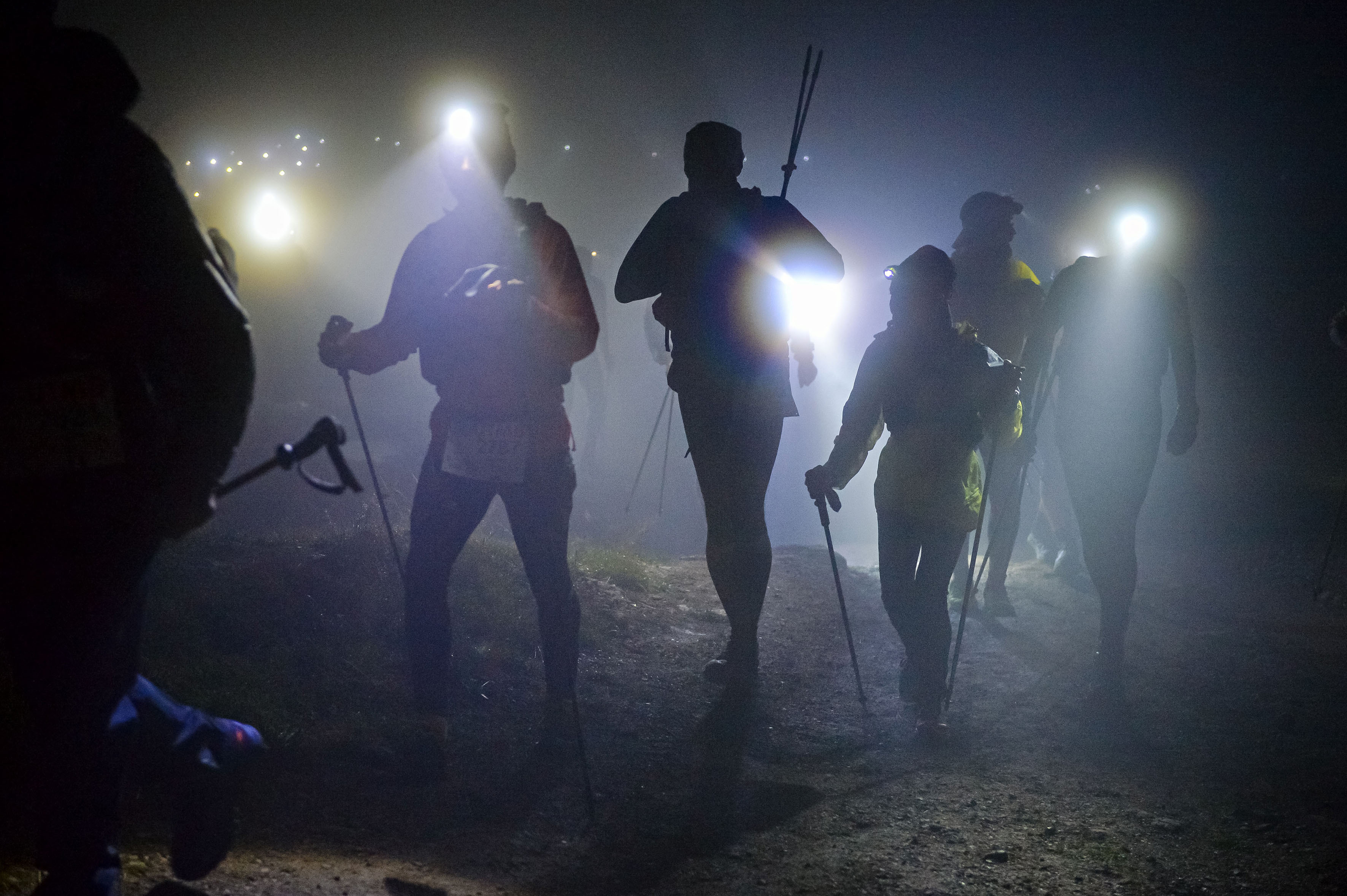 Am stat cu ochii pe Ultra Trail du Mont Blanc. Așa arată Golgota. Galerie foto spectaculoasă