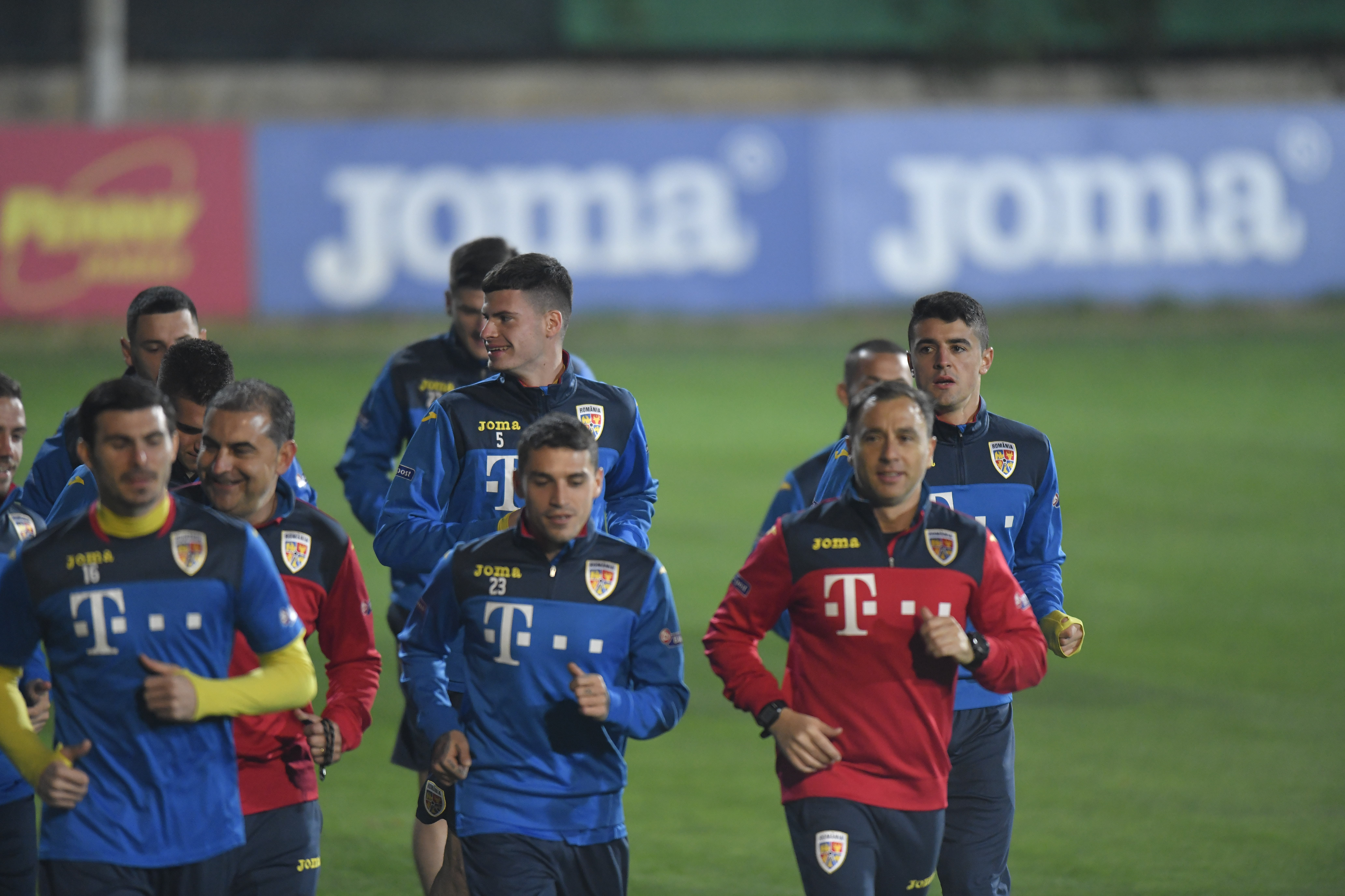 EXCLUSIV | Tudor Băluță, mezinul naționalei României, și-a stabilit prioritățile: ”Am ajuns fotbalist. Cartea trece pe planul doi” | VIDEO