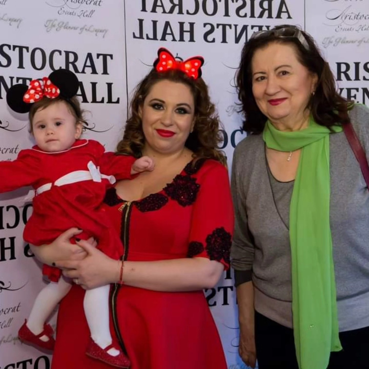 Oana Roman a făcut publică ultima poză cu mama ei. Mioara Roman a murit în urmă cu doi ani: „Ai plecat dându-mi putere și încredere”