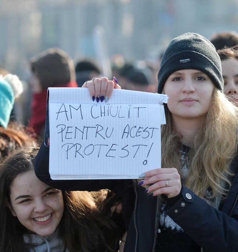 Smaranda, unul dintre simbolurile protestelor #Rezist, a murit la doar 18 ani