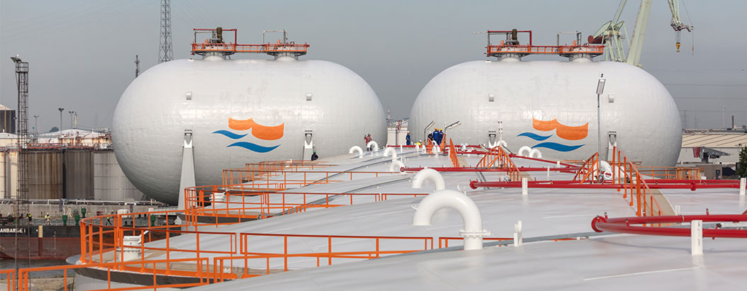 Foreign oil companies tighten control of South Africa’s fuel supply with new lease deals