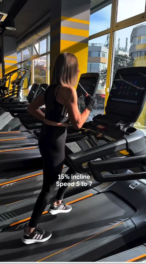Imagini spectaculoase cu Romanița Iovan în sala de fitness la 62 de ani