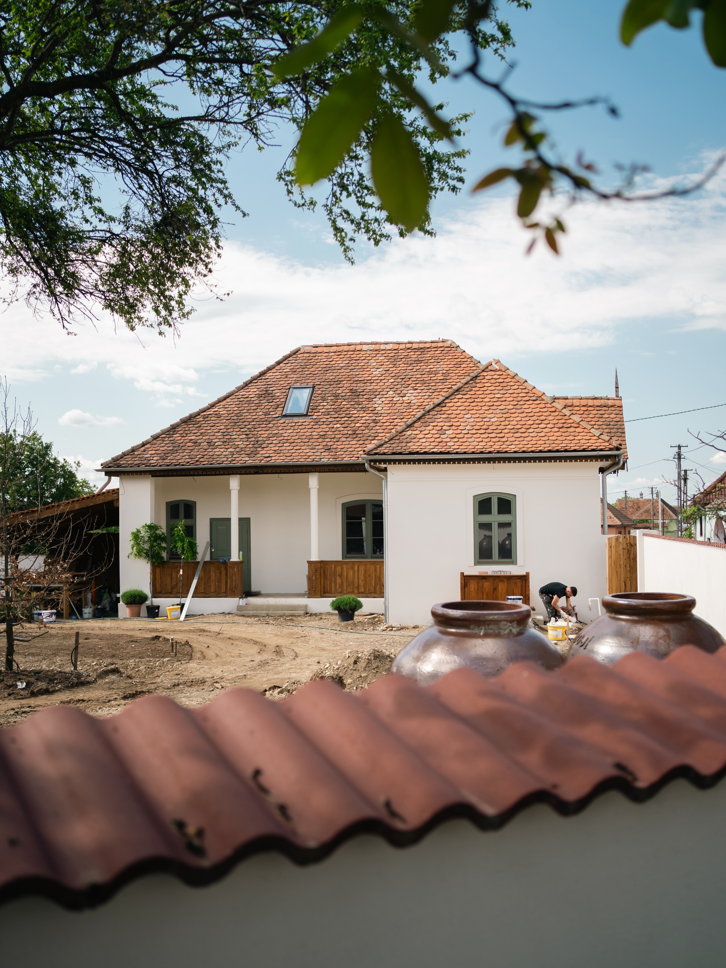 Cum arată „Căminul Cultural” pe care Andreea Esca îl va deschide vara aceasta, în Porumbacu de Sus. „Abia aștept să ne strângem la o cafea”