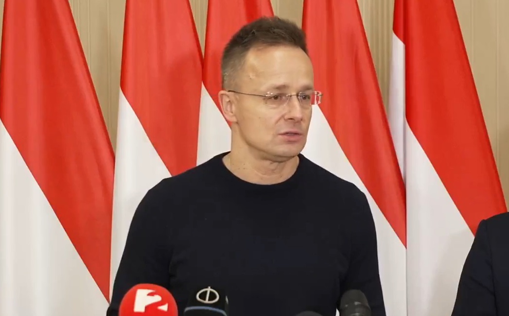Szijjártó Péter: Magyarország blokkolja az Ukrajnának szánt 90 milliárd eurós támogatást