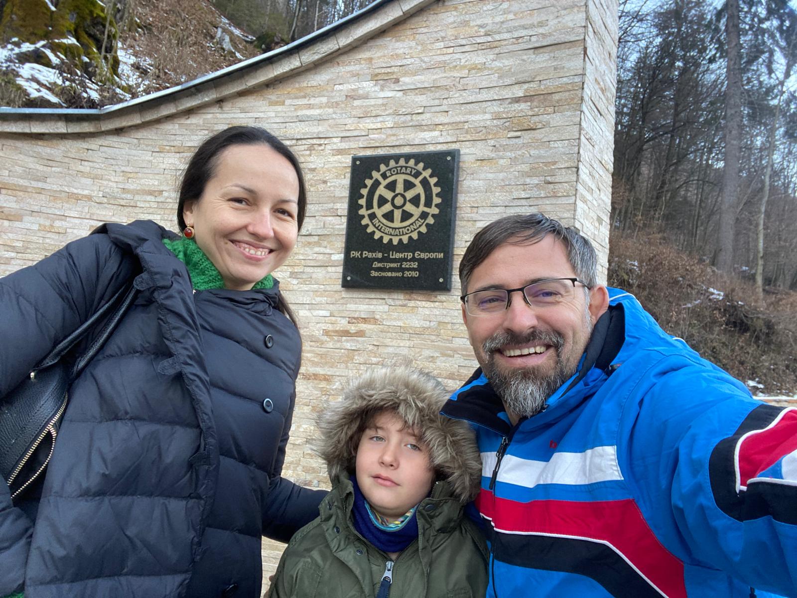 Cum a ajuns un învățător dintr-un sat din Maramureș de la o școală de pe deal la milioanele de euro din insolvență: „Eram și eu ca bădița Vasile al lui Creangă”