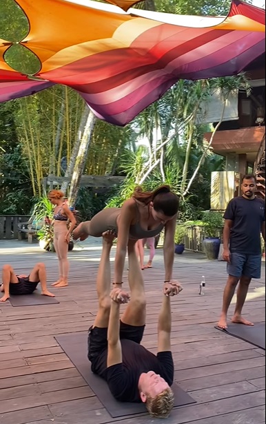 Ramona Gabor, într-o vacanță de lux în Bali. Cum s-a relaxat și cum s-a pozat vedeta care locuiește în Dubai