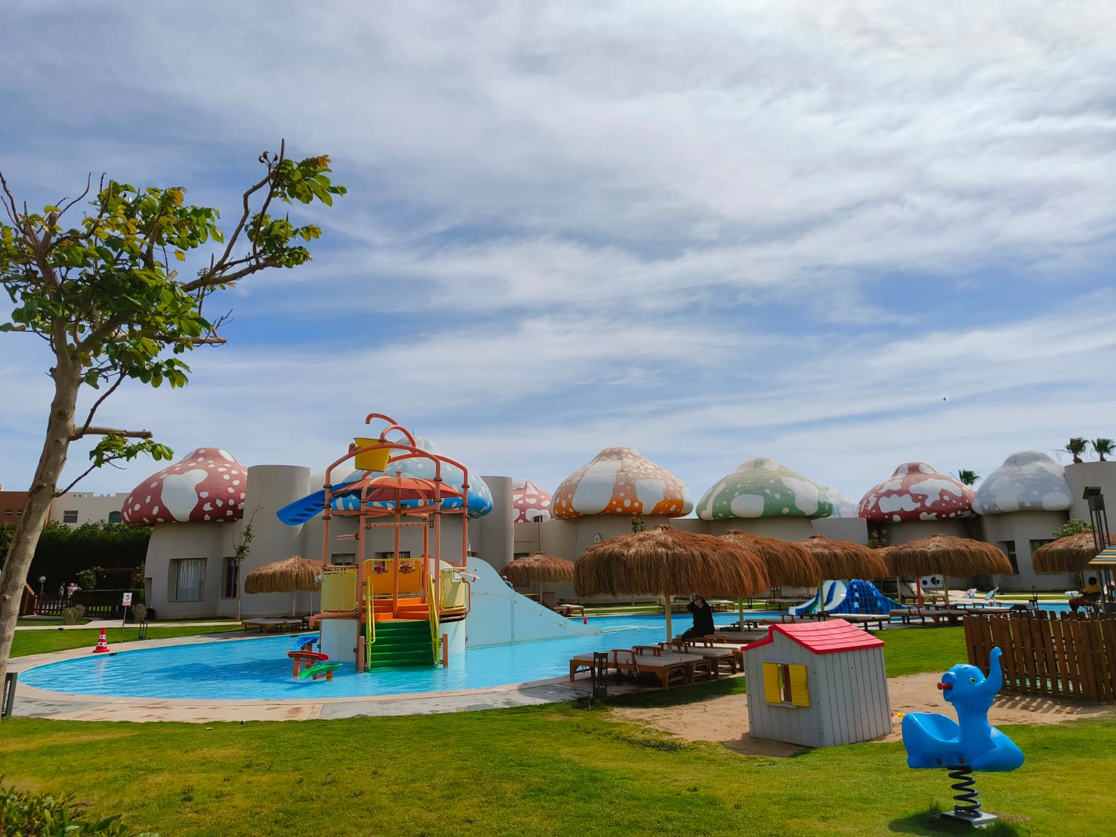 Hurghada, o destinație pentru toate categoriile de turiști. Ce activități poți face acolo singur, cu copilul și în grup