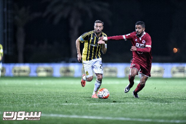 Piți l-a învins pe Ciobotariu în derby-ul românesc din Arabia Saudită. ^Final palpitant. Sânmărtean a fost integralist / GALERIE FOTO&VIDEO
