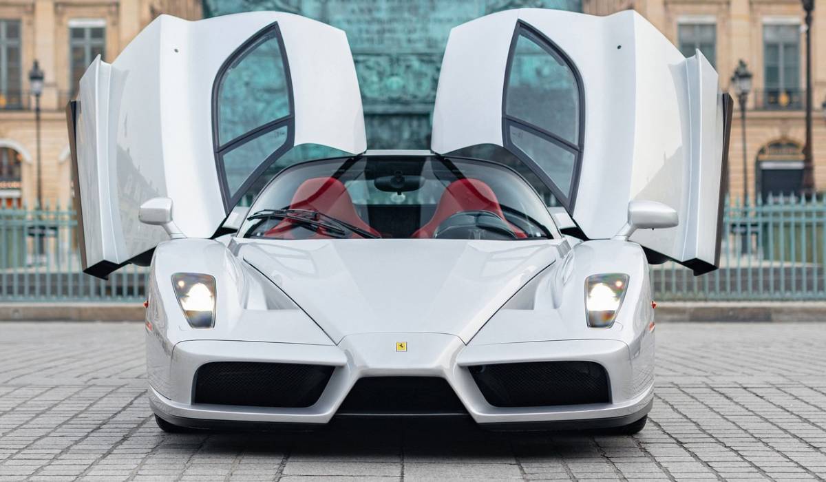 Cum arată Ferrariul extrem de rar scos la vânzare pentru 5.300.000 de euro. Sunt doar câteva în lume