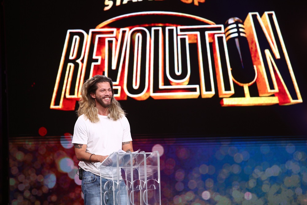 Cine sunt concurenții din prima ediție „Stand-Up Revolution”. Otilia Bilionera face show în fața juraților