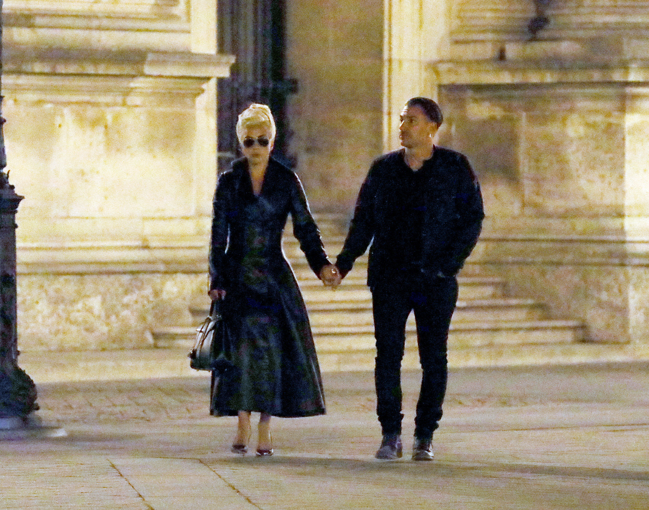 FOTO | Lady Gaga s-a despărţit de logodnicul ei, Christian Carino