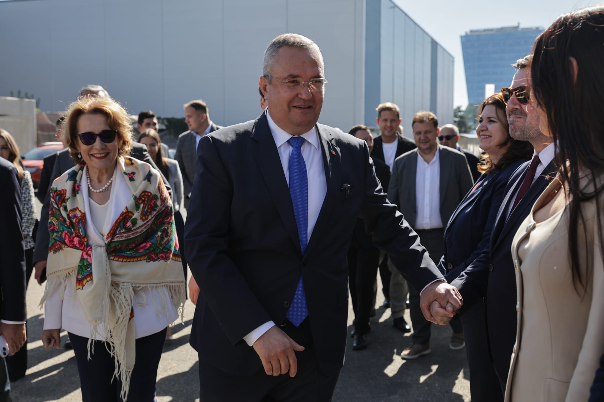Nicolae Ciucă şi-a depus candidatura la alegerile prezidenţiale: „România are nevoie de o viziune de dreapta”