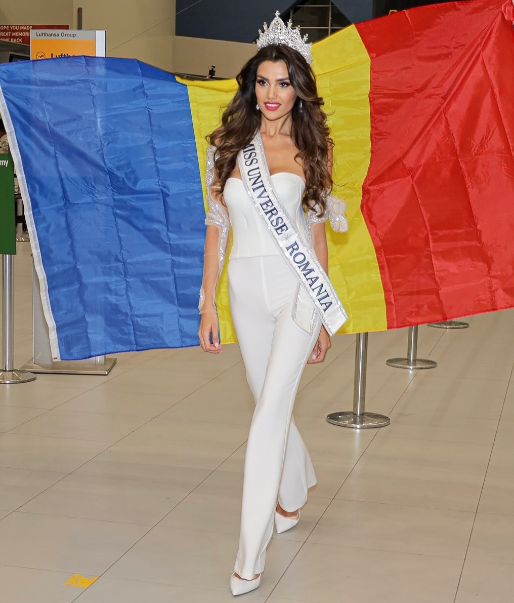 Cine este Loredana Salanţă, cea care a reprezentat România la Miss Universe 2024. A fost implicată în politică