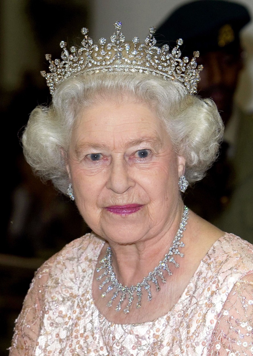 Ce a făcut prințul Harry timp de 10 minute în fața reginei Elisabeta înainte de nunta cu Meghan Markle