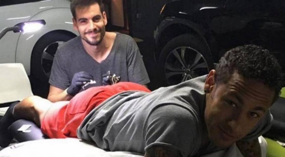 Neymar și-a făcut un tatuaj care-i aduce aminte de copilărie
