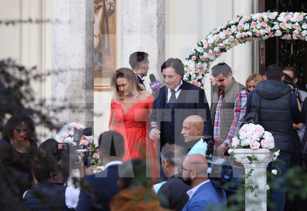 FOTO EXCLUSIV | Cum au arătat nașii lui Adrian Mutu și ai Sandrei. Apariție rară a soției lui Cosmin Contra