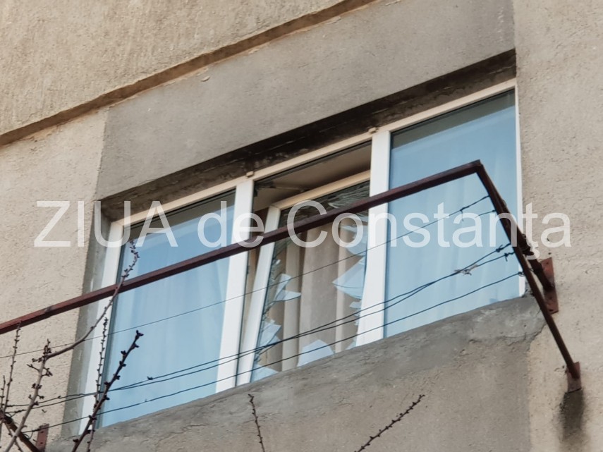 Explozii în două locuințe din Constanța, în această dimineață. O persoană a fost rănită