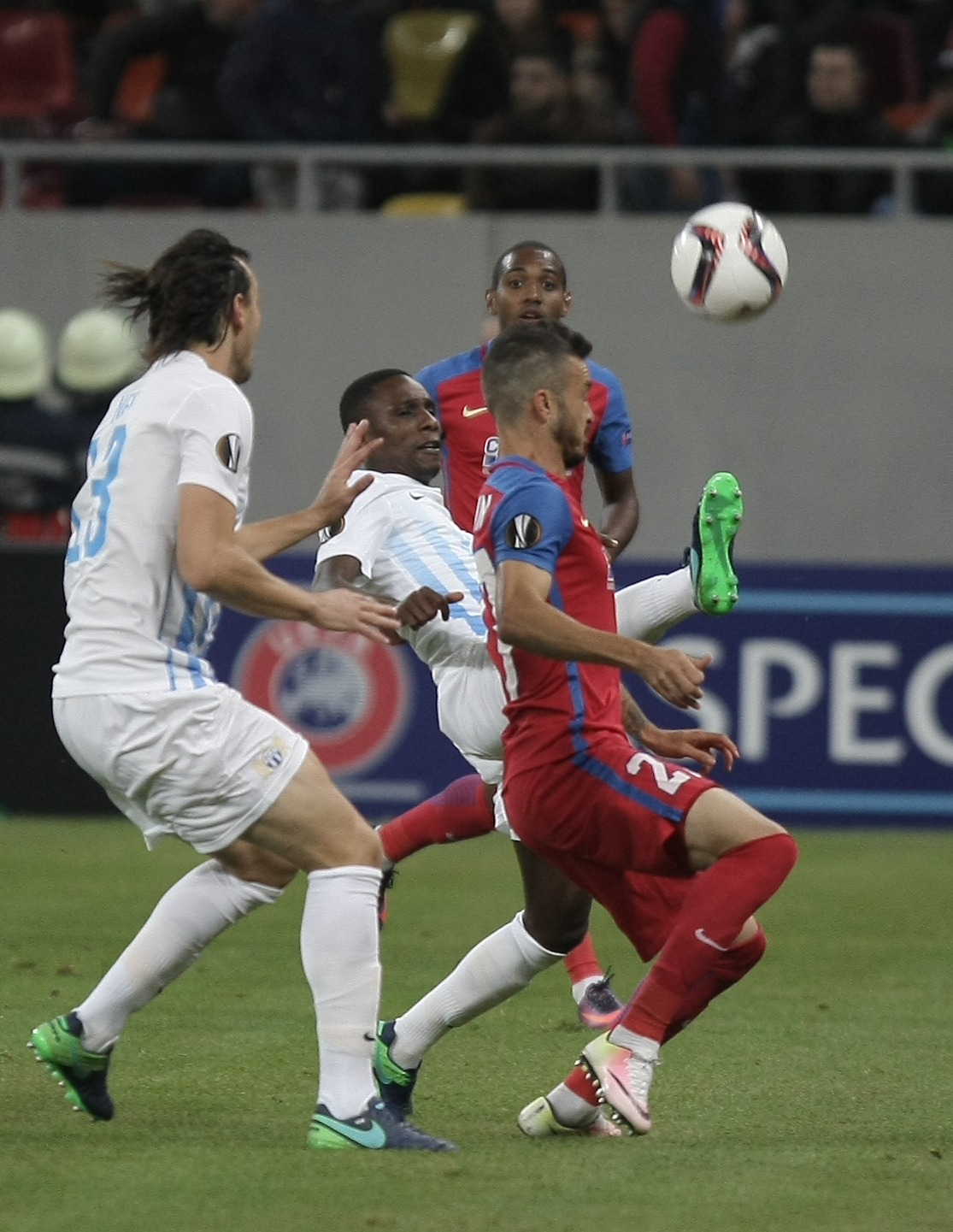 Steaua - FC Zürich 1-1. Gigi a explicat de ce nu a renunțat la Golubovici: “Punea preotul să-i dea cu mir pe tălpi”! Bosniacul i-a mulțumit pentru răbdare, deschizând scorul. Kone a egalat. ”Dublă” Rusescu | LIVE BLOG