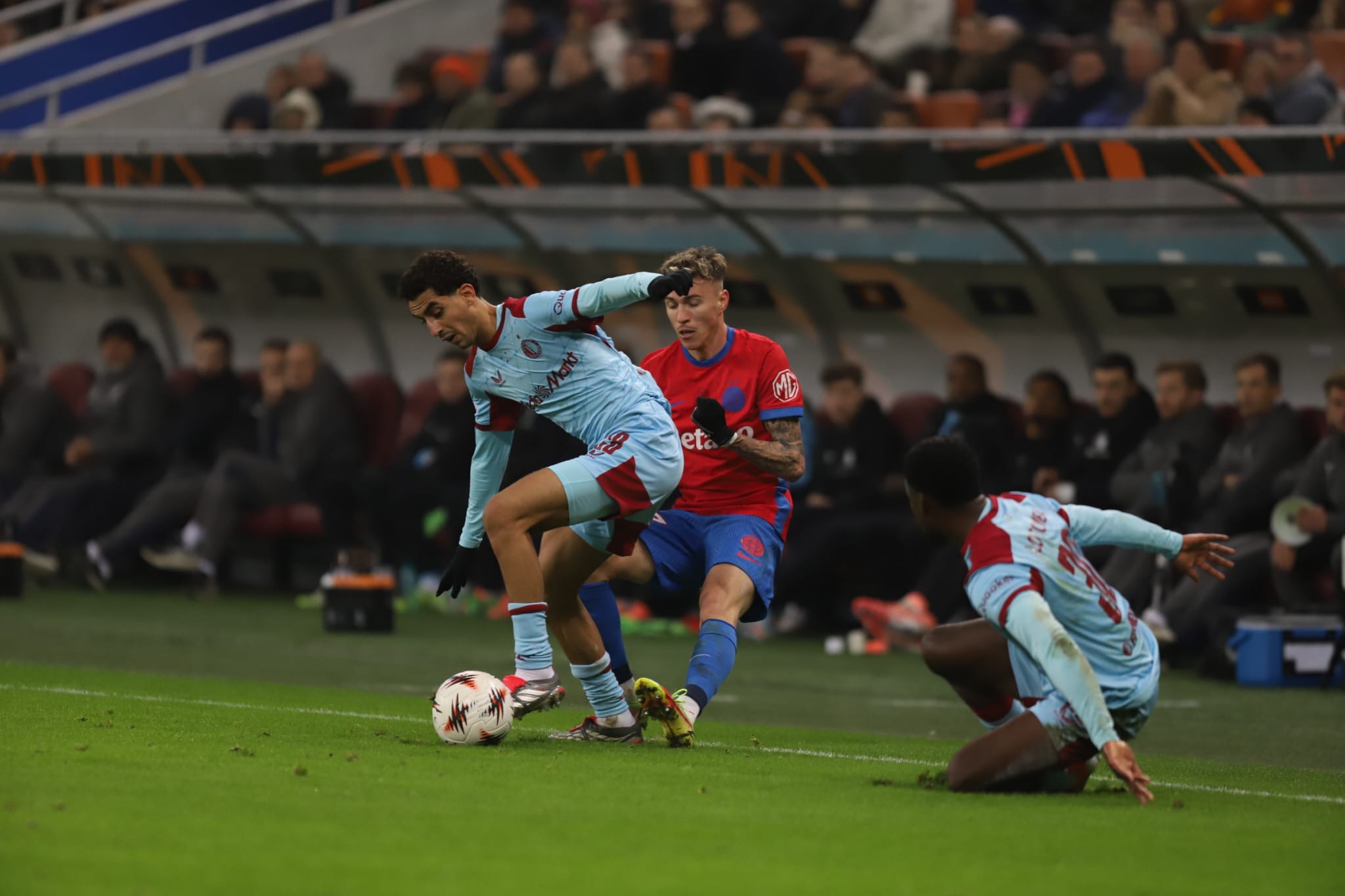 FCSB reușește o remontada de senzație cu Feyenoord și câștigă pe final cu 4-3 după o partidă nebună