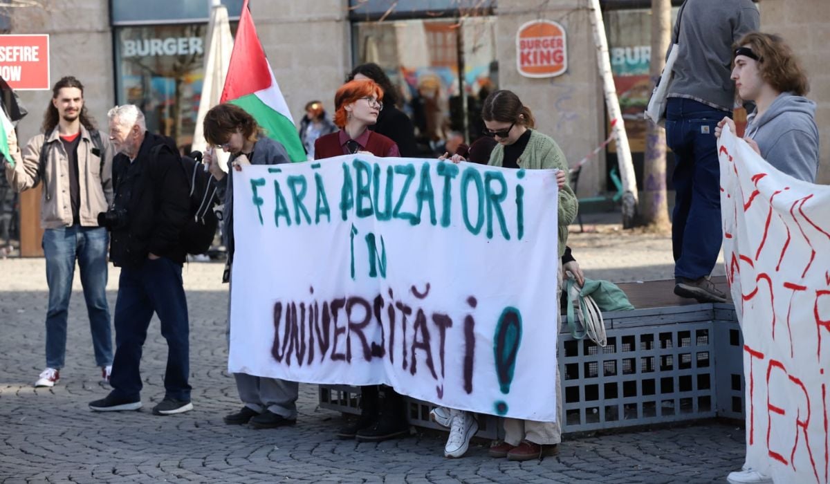 Protest pentru drepturile femeilor în Piața Universității: „Luptăm pentru o justiție reproductivă”