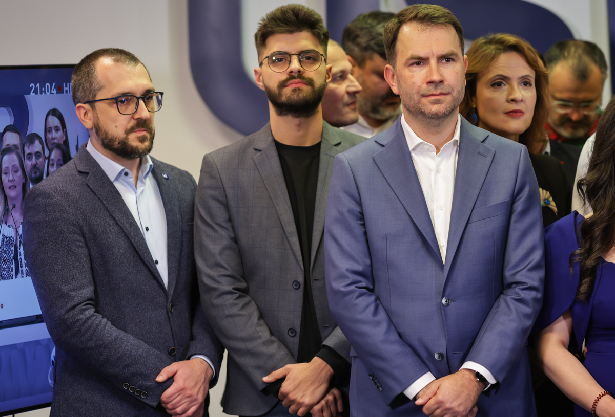 Elena Lasconi a vorbit despre frică în seara vorbelor mari și procentelor mici. Candidata USR, către jurnaliști: „Suntem într-un scenariu îngrozitor!”