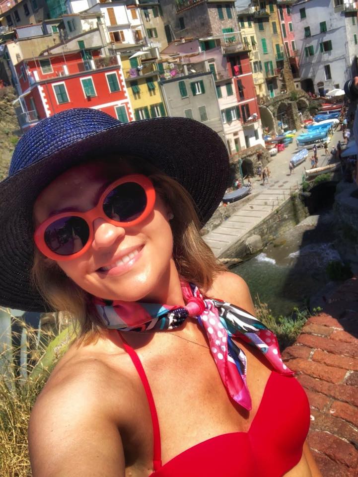 Mirela Vaida a rămas fără pagina de Facebook. "Îmi cer scuze dacă am ofensat pe cineva cu poza nud"