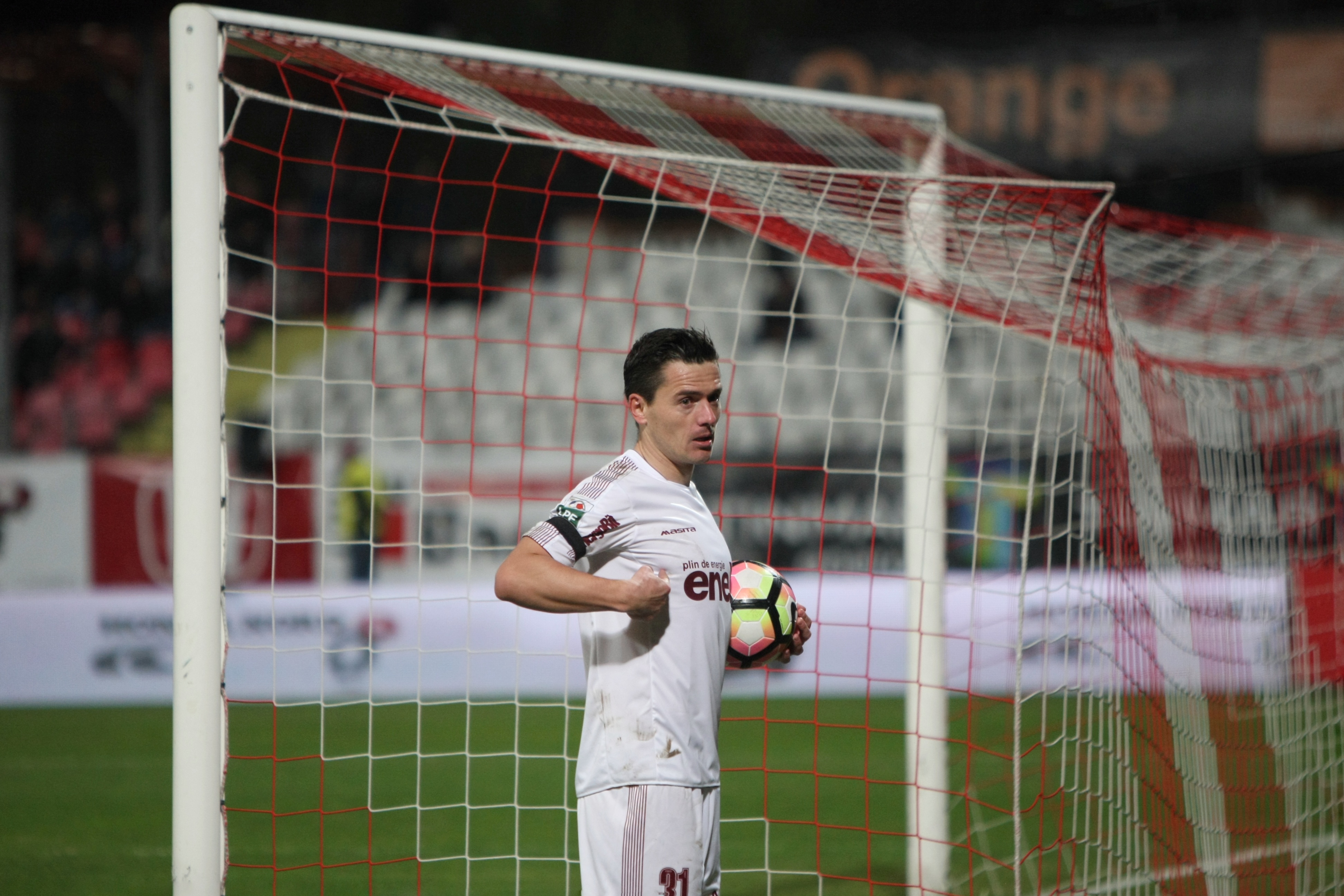 Liga 1: Dinamo - CFR Cluj 0-2. Juan Carlos și Sorsa i-au pus cu botul pe labe pe ”câini”. Din tribune s-a strigat ”Demisia!”