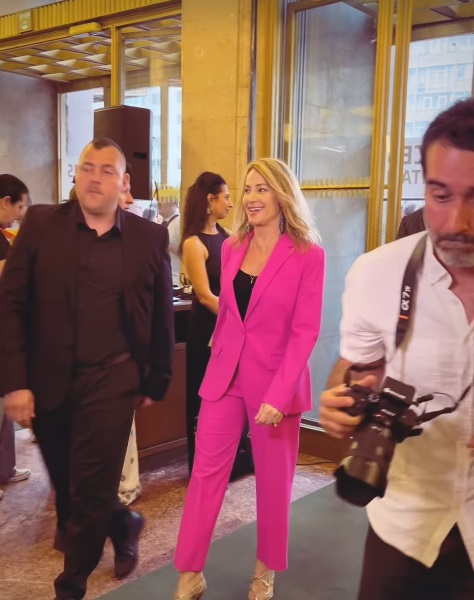 Nadia Comăneci, lecție de eleganță la premiera filmului documentar despre Ilie Năstase. A fost însoțită de Boris Becker