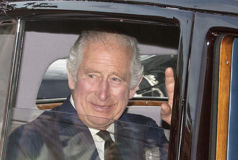 Familia regală britanică a publicat fotografiile pentru felicitările de Crăciun. În ce ipostază au fost surprinși William, Kate și copiii lor. FOTO