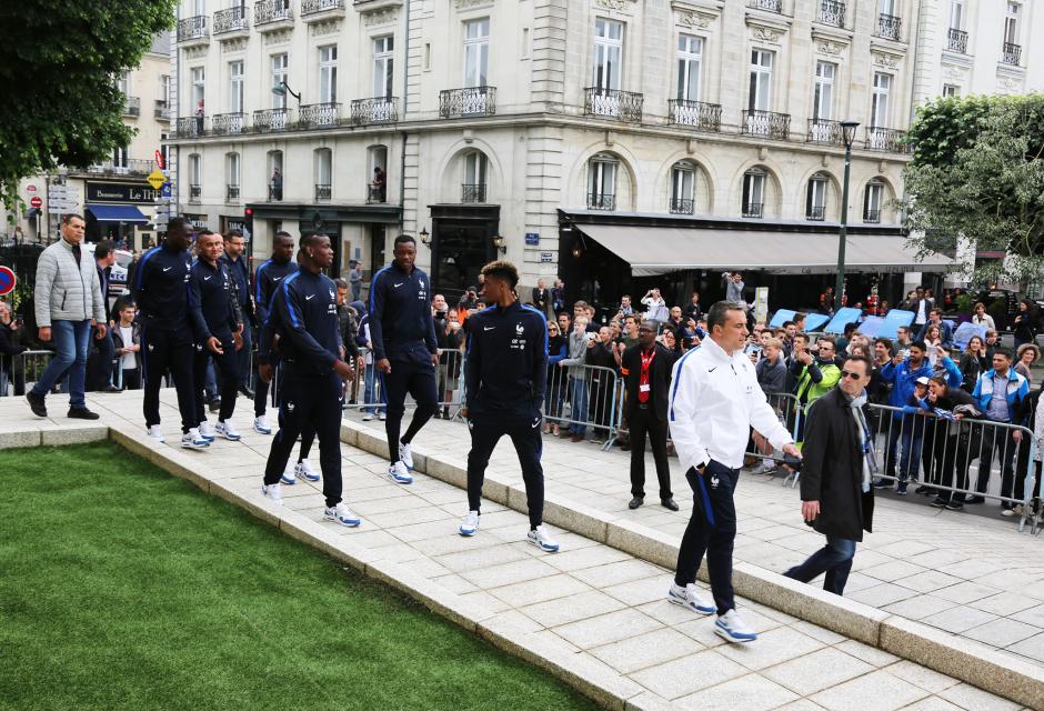 Euro 2016. Adversarele României au stări de spirit diferite după ultimele meciuri amicale. Elvețienii sunt în genunchi, albanezii prind curaj. Franța a mai pierdut un titular VIDEO