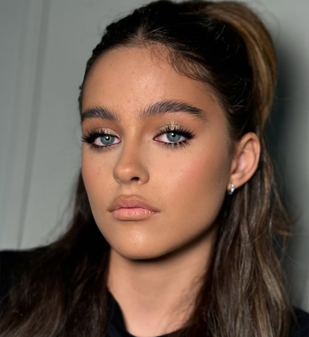 Imagini rare cu fiica lui Gabi Tamaș. Selena are 13 ani și este extrem de frumoasă