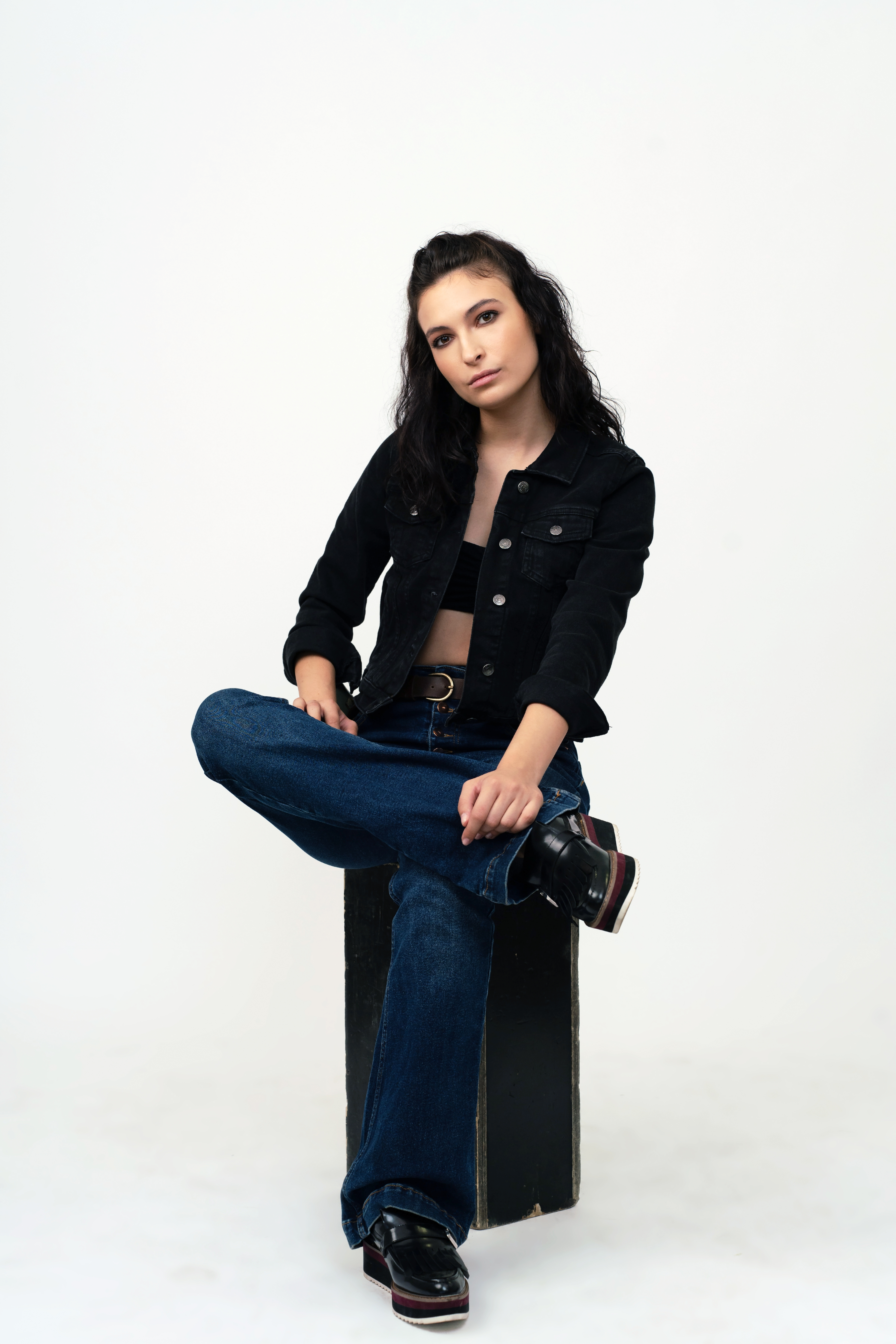 Actrița Irina Artenii a dezvăluit cum e să joace în „Subteran” și „Tătuțu”: „Două personaje aproape opuse” | EXCLUSIV