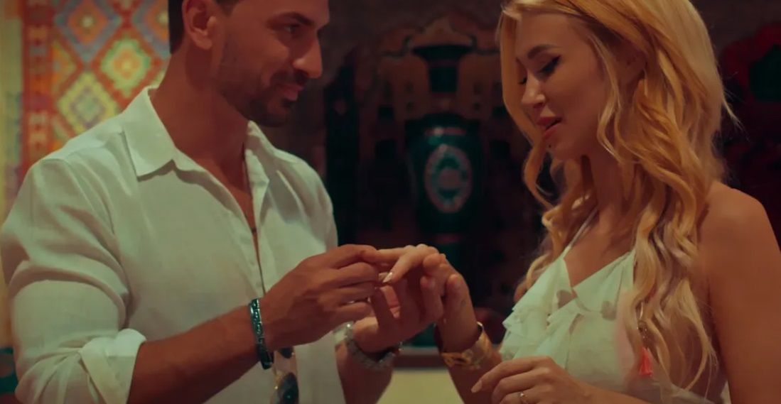 Andreea Bălan, în tandrețuri cu un model masculin celebru în Dubai. Fanii au reacționat: „Te-ai potrivi cu el mult mai bine decât cu Jador”