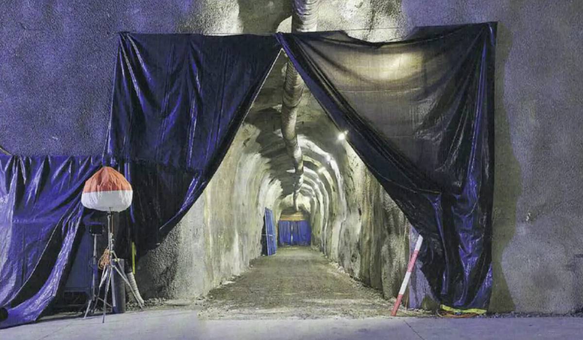 Aur, Ferrari și opere de artă, ascunse în seifuri de 1,07 milioane de euro sub un munte din Elveția. Bogații lumii își vor putea ține aici averile timp de 99 de ani