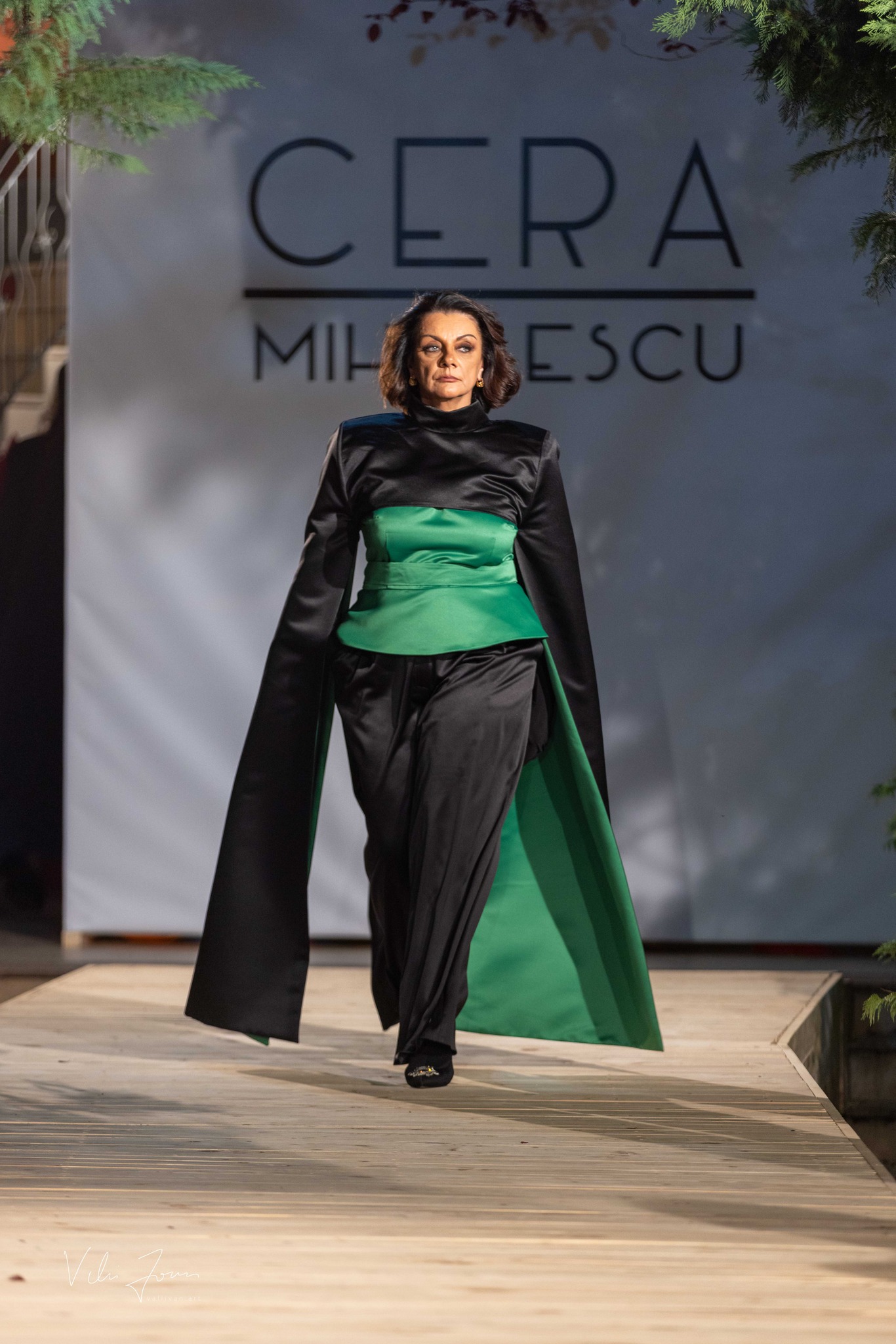 Carmen Tănase a făcut un apel urgent către fanii săi. „Am aici o familie cu 11 copii și umblă desculți”
