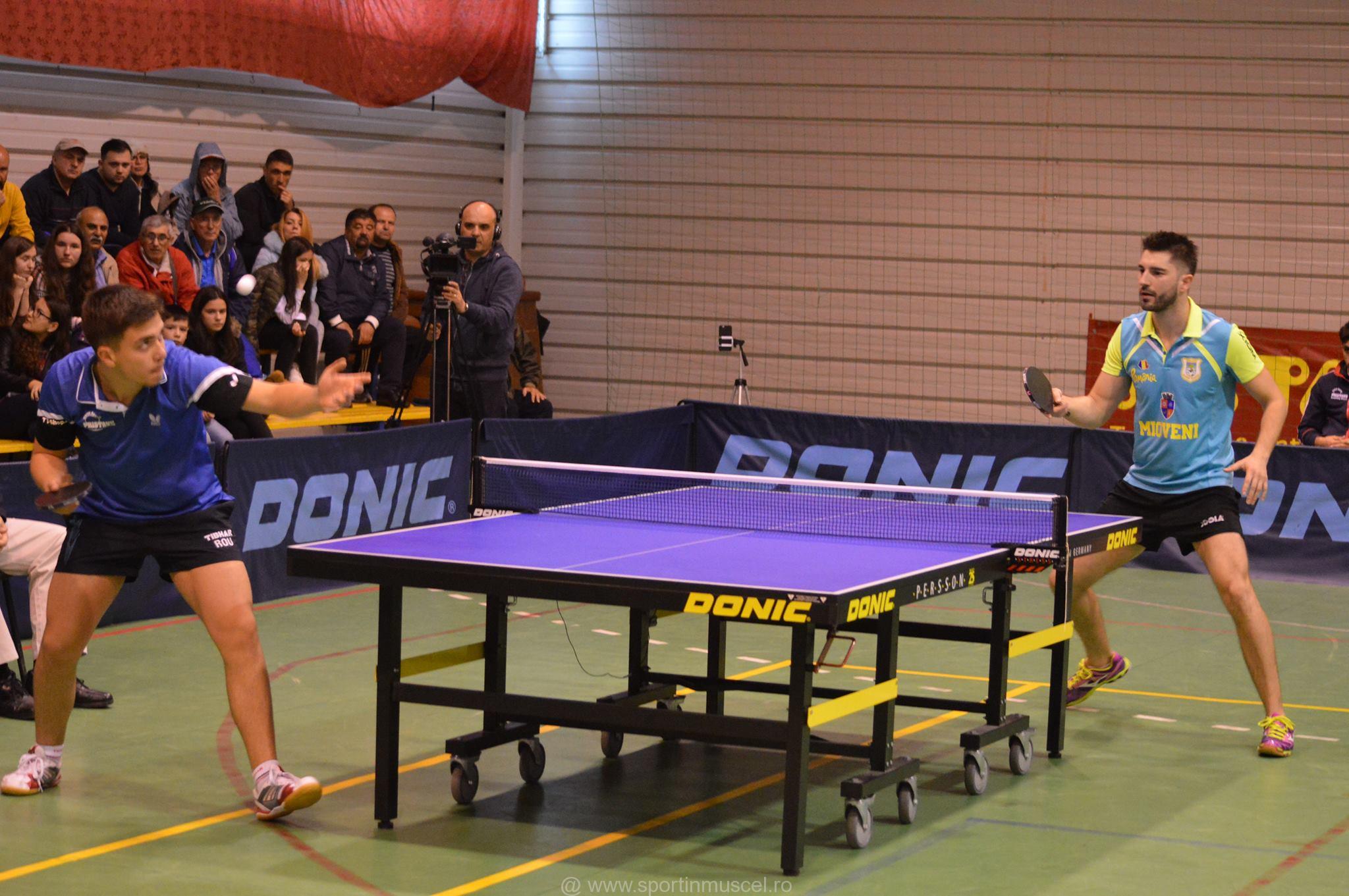 CS Mioveni şi-a antamat titlul de campioană a României la tenis de masă