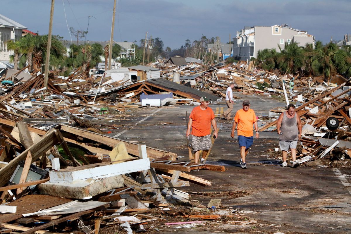 FOTO| Uraganul Michael a ucis șapte persoane în Florida și se îndreaptă spre Georgia