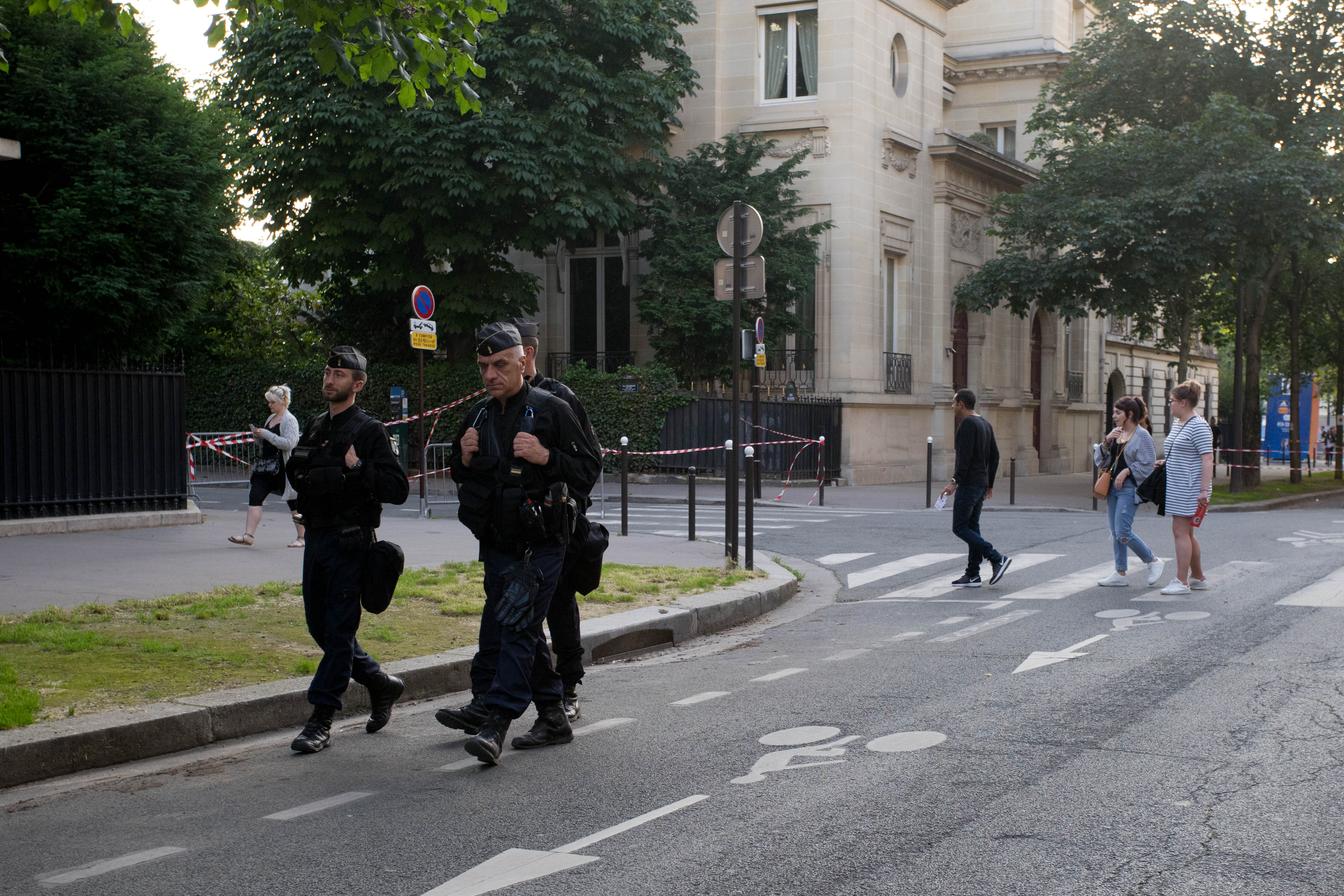 Euro 2016. ”Libertatea” a fost la fan-zonul uriaș din Paris, deschis cu un concert David Guetta, în prezența a zeci de mii de oameni. Securitate strictă / GALERIE FOTO și VIDEO