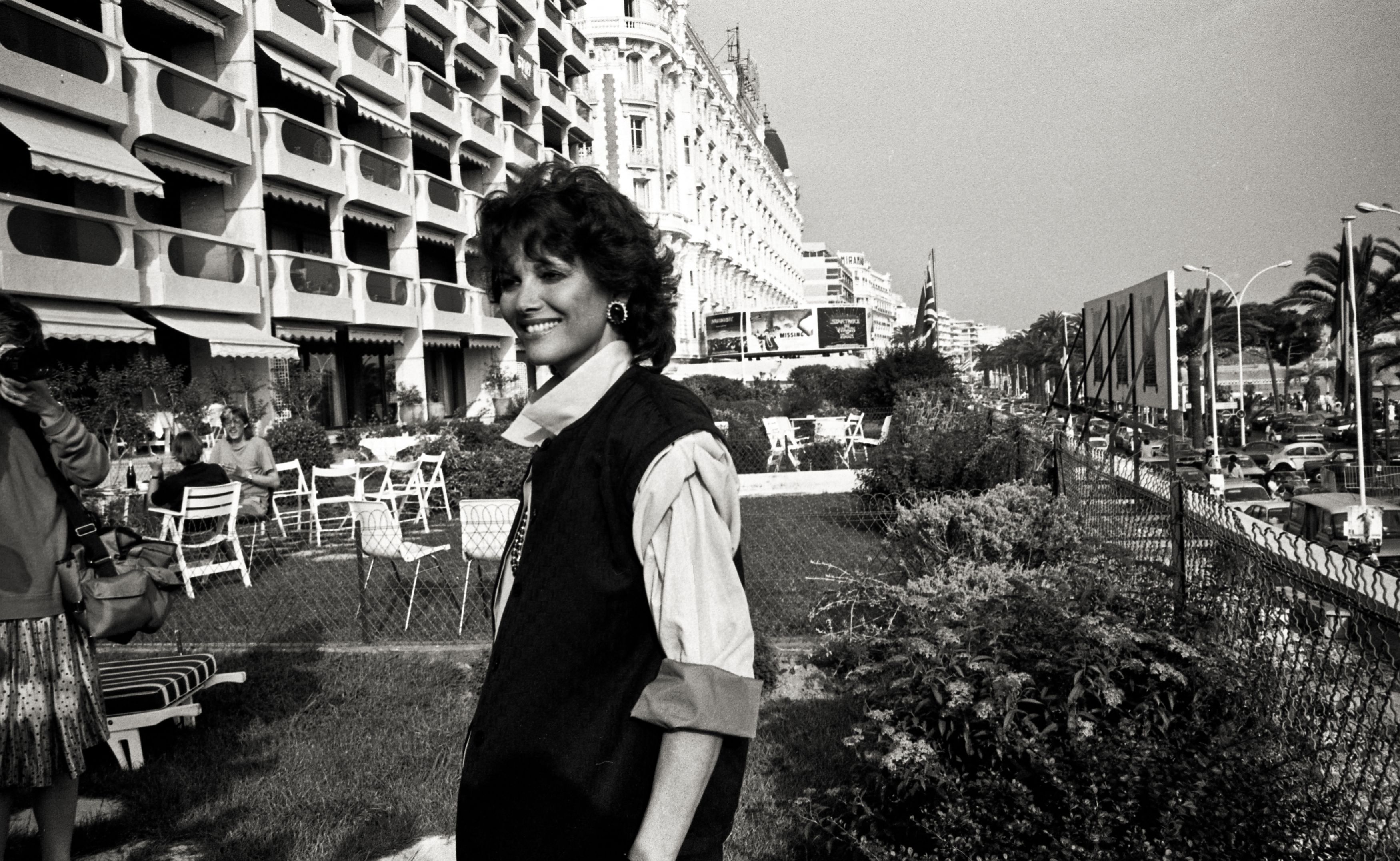 Florin Piersic și Claudia Cardinale, sărut memorabil în urmă cu 16 ani. Actorul nu și-a putut stăpâni emoțiile pe scenă: „Recunosc, mi-a scăpat”