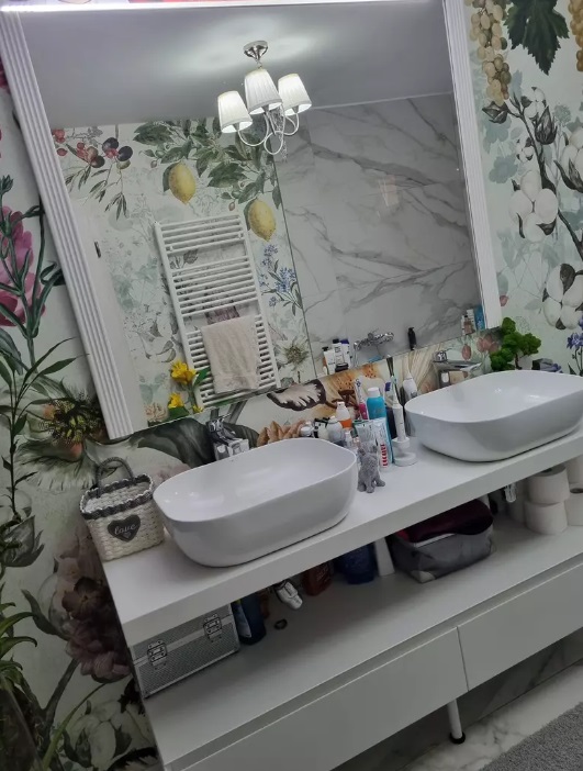 Imagini cu casa în care locuiește Oana Roman cu fiica ei. Vila a costat 160.000 de euro și o scosese la vânzare cu jumătate de milion de euro