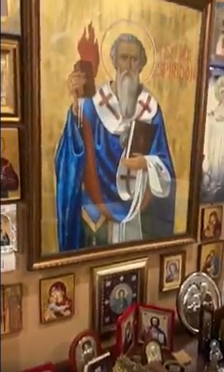 Imagini din casa în care locuiește Gabriela Firea. Unde și-a amenajat locul de rugăciune