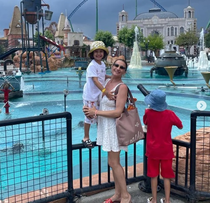 Claudia Pătrășcanu acuză familia Bădălău că nu o lasă să vorbească cu copiii. „Bunica îmi traumatizează copiii emoțional și le vorbește urât despre mine”