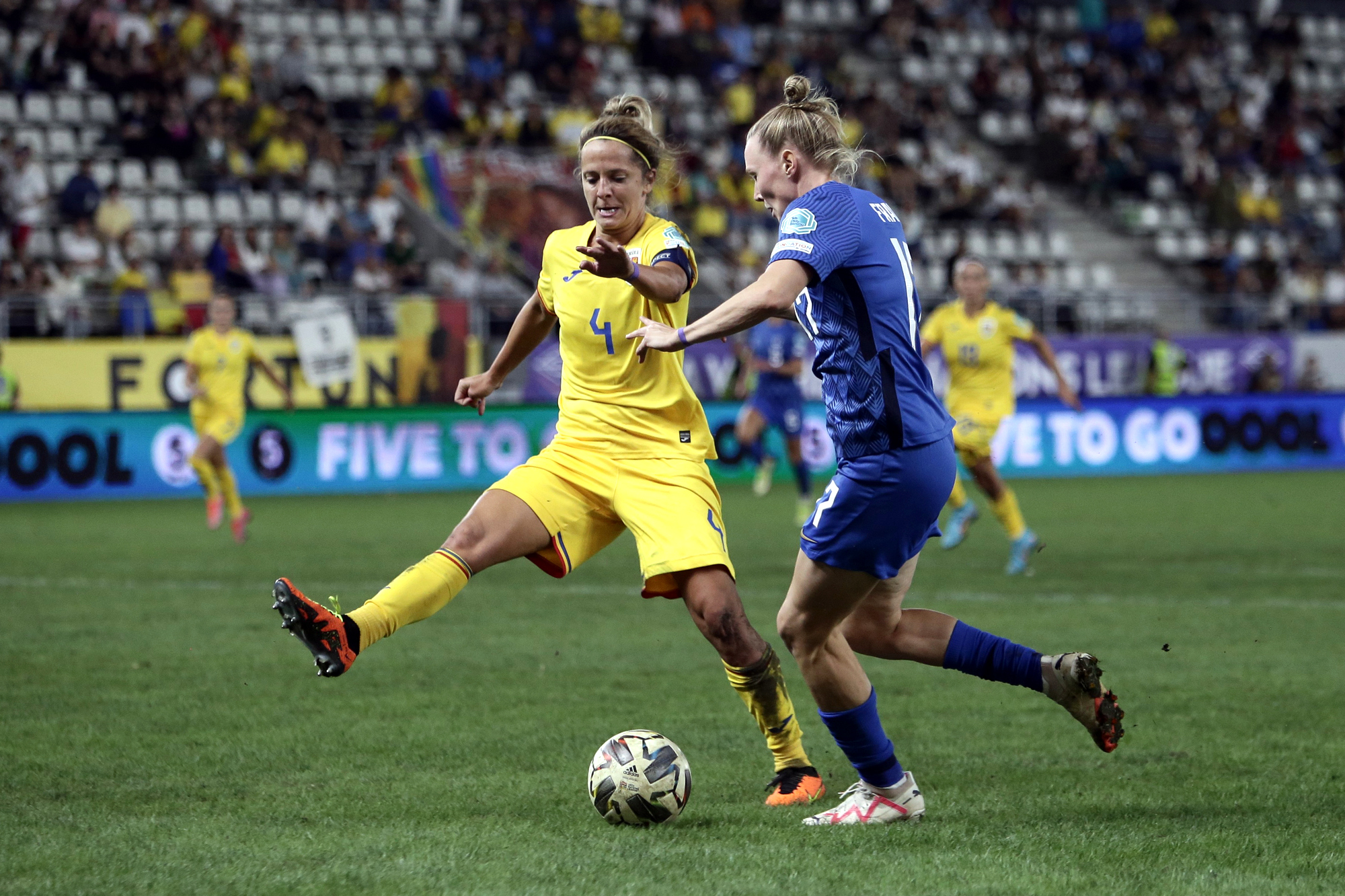 Naționala feminină a României a pierdut la limită în fața Finlandei. Singurul gol, marcat din penalty