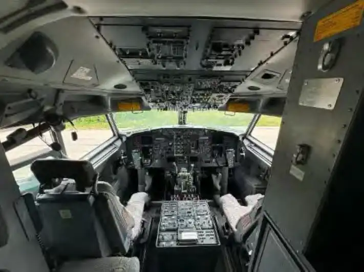 Avioanele Blue Air se vând la prețul unei garsoniere din Cluj, la licitație