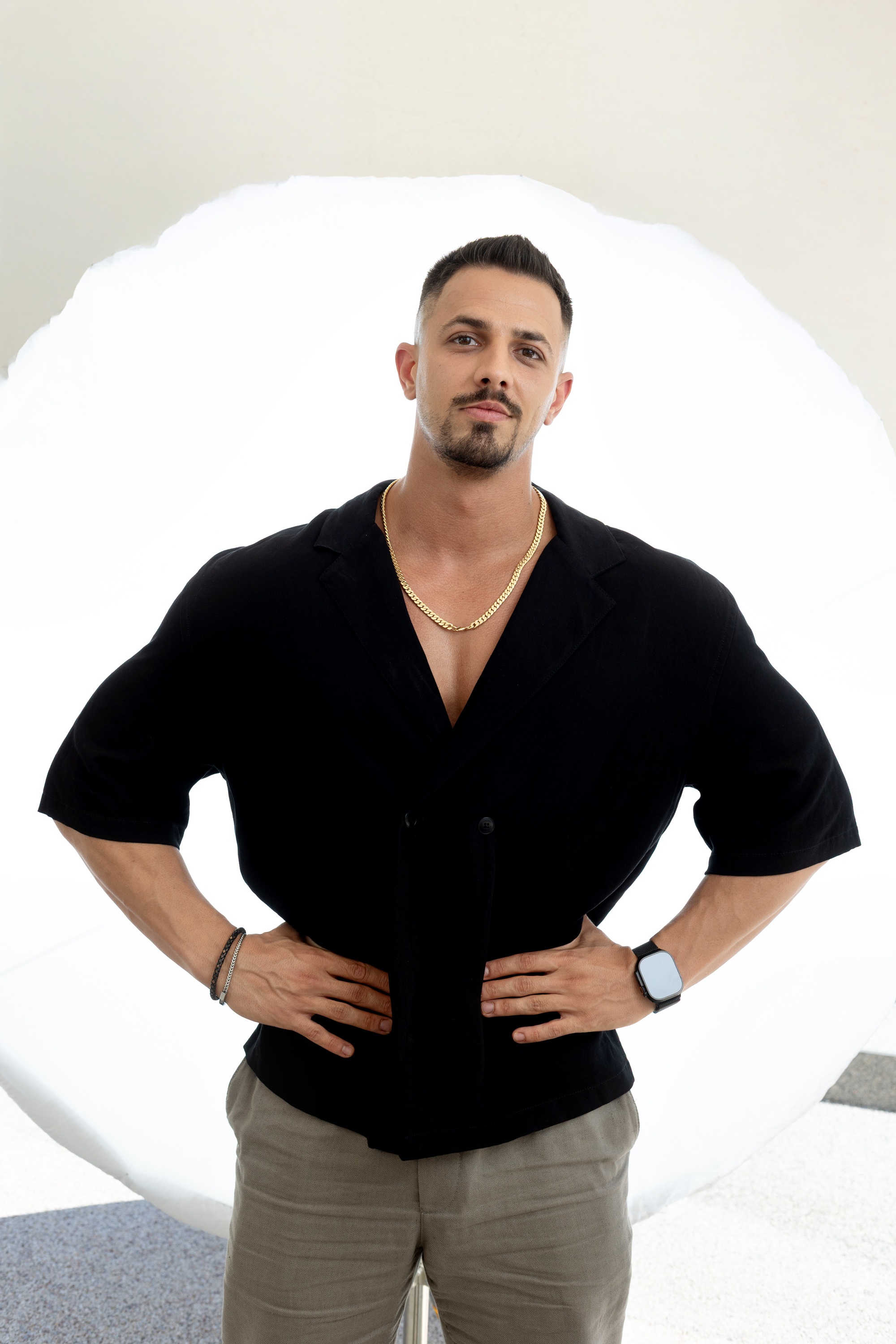 Cine sunt cei 4 noi concurenți de la „Burlacii: Foc în Paradis”. Surprize mari în reality show-ul de la PRO TV și VOYO
