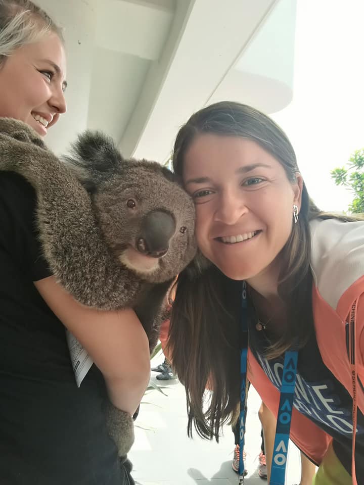 Alexandra Dulgheru, îmblânzitoarea de șerpi. Sportiva noastră s-a jucat cu animalele, la Melbourne / GALERIE FOTO