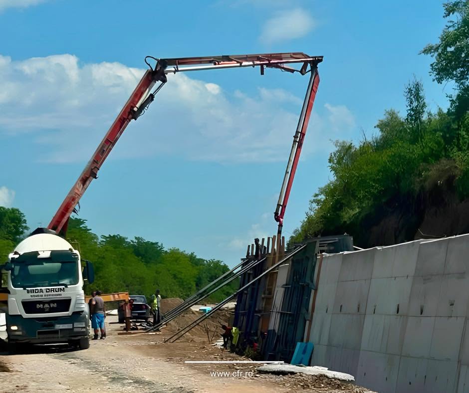 Peste 2.100.000.000 de lei costă modernizarea primei căi ferate din România. Când vor circula trenurile cu 120 km/h spre Giurgiu și Bulgaria