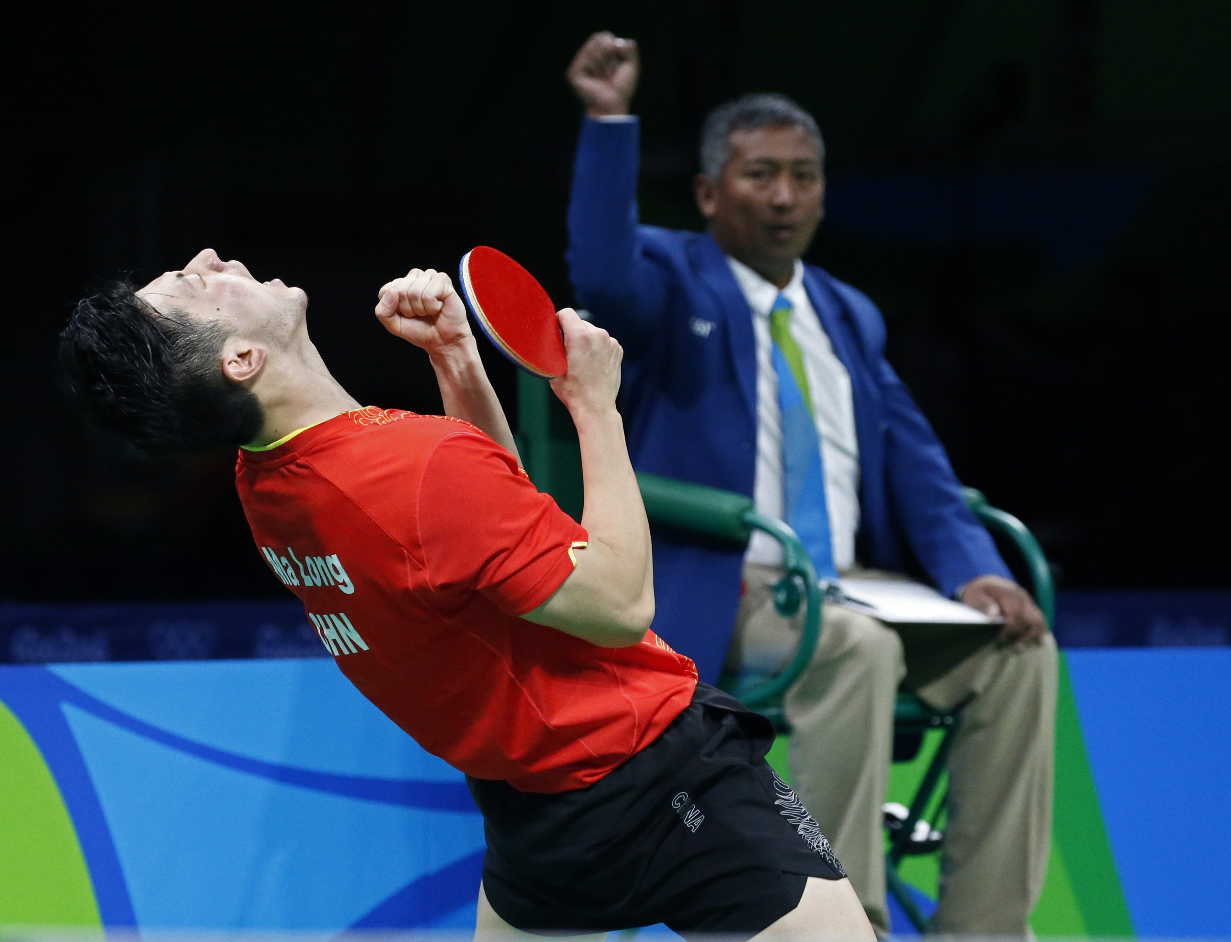 Jocurile Olimpice. Ma Long, campion olimpic la tenis de masă. L-a pulverizat pe Zhang Jike în finala ”made in China” / GALERIE FOTO și VIDEO