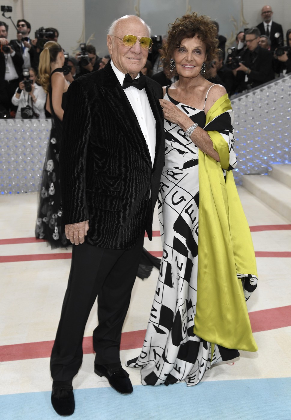 Miliardarul Barry Diller rupe tăcerea despre orientarea sa sexuală după 24 de mariaj cu Diane von Furstenberg: „Au existat mulți bărbați în viața mea”